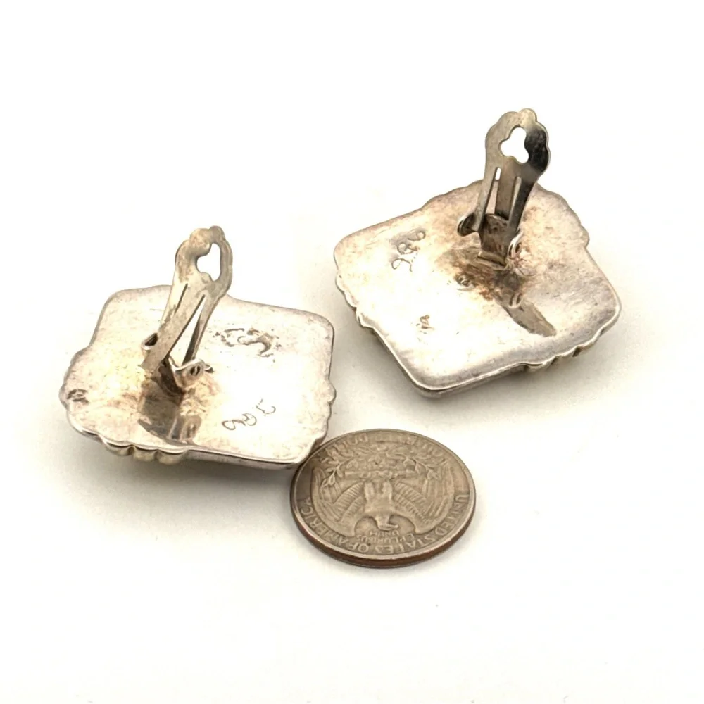 Vintage 925 Sterling Silver very large Puffy Square 2 tone clipon Earrings 18.5g